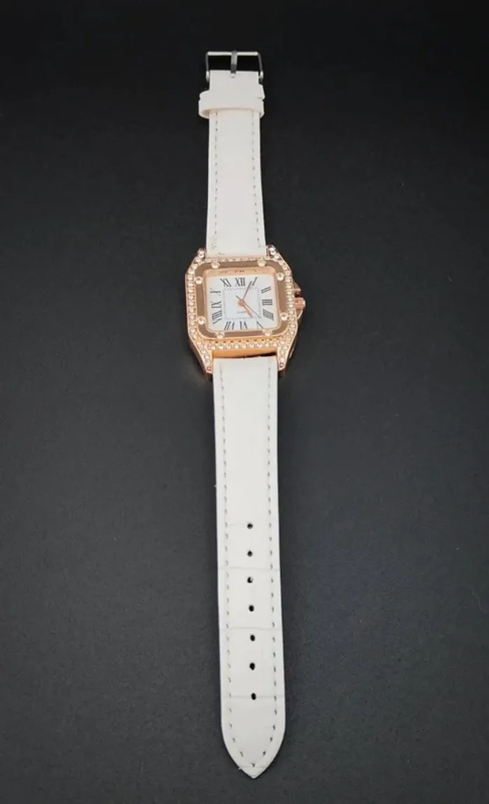 Montre rectangulaire, blanche, style ancien - photo numéro 3