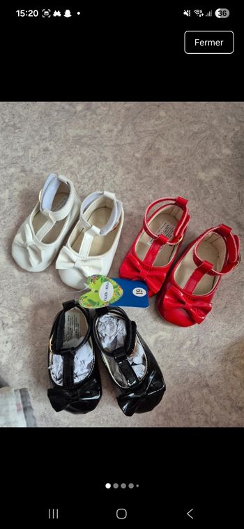 Lot petite sandale 