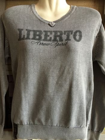 Pull#liberto#12 ans#tbe