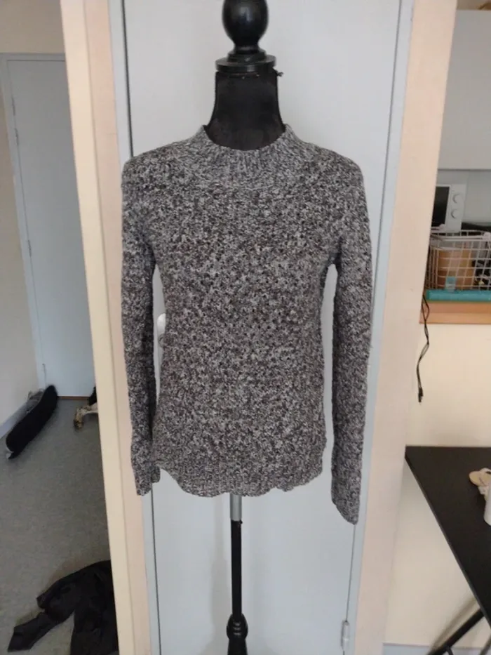 Pull maille chinée gris taille 38/40 – laine & acrylique – Très bon état