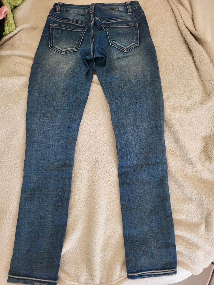 Très beau jeans. - photo numéro 8