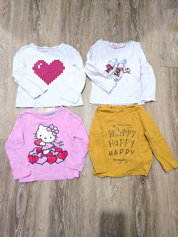 Lot 4 t-shirts 3 ans
