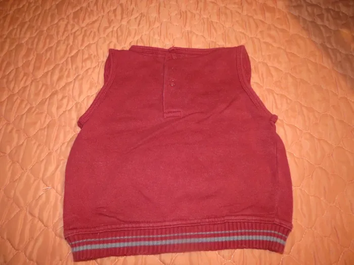 Pull sans manche taille 9 mois garçon - photo numéro 3
