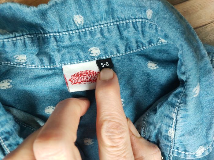 Lot de vêtements garçon 5 ans - photo numéro 3