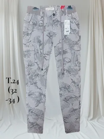 Pantalon cargo slim femme T.24 (EU34)
