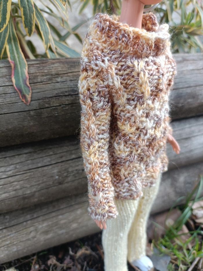 Pull et pantalon beige pour barbie - photo numéro 4