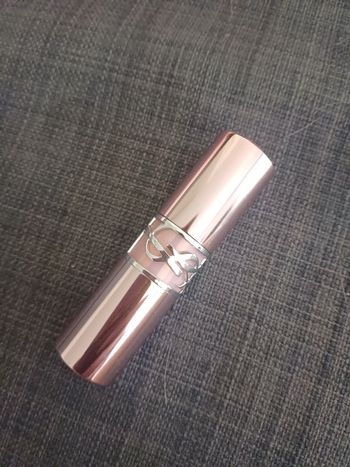 Rouge à lèvres loveshine candy glow 1B de Yves Saint Laurent