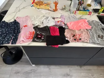 Lot fille 5/6 ans