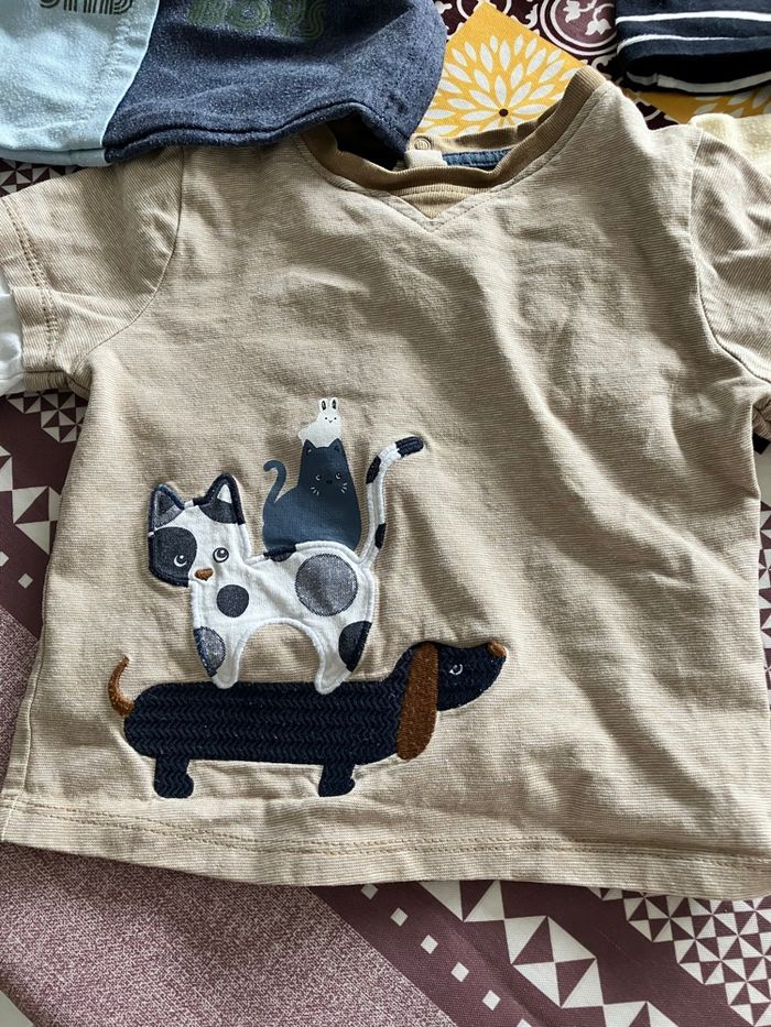 Lot 9 tee shirt 6 mois - photo numéro 2