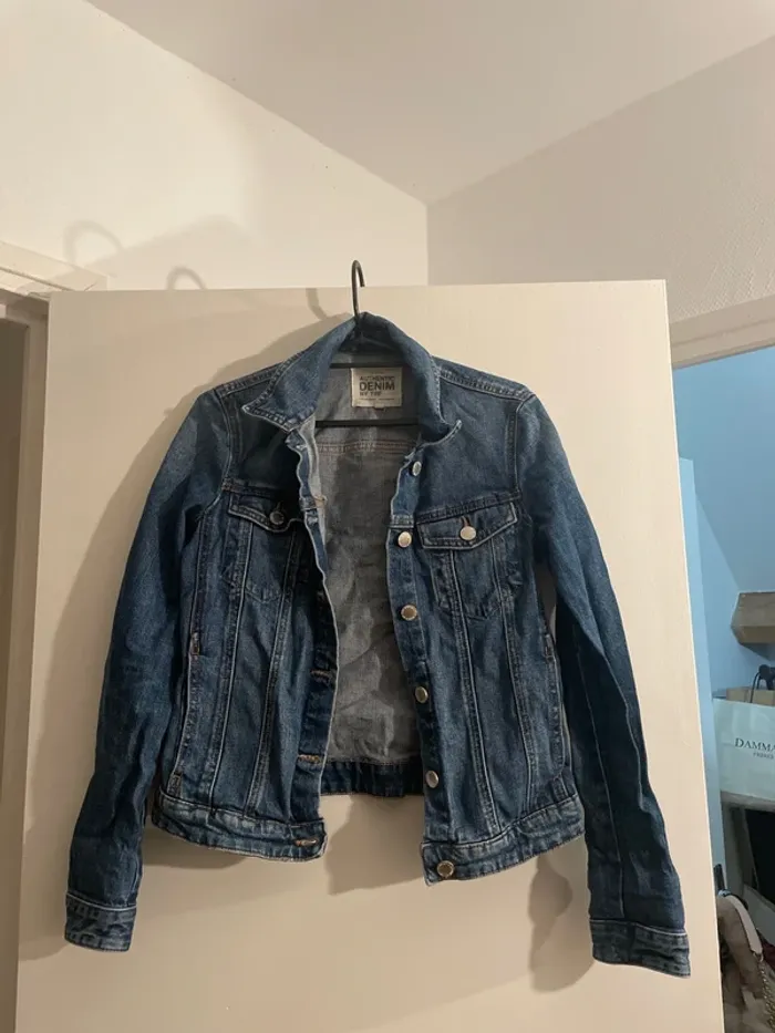 Veste en jean taille 34 Zara