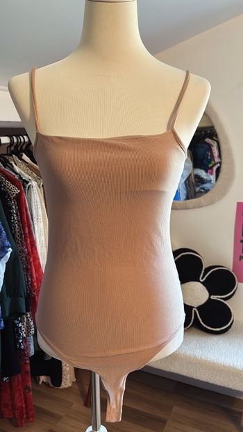 Bodies à bretelles Stradivarius T40