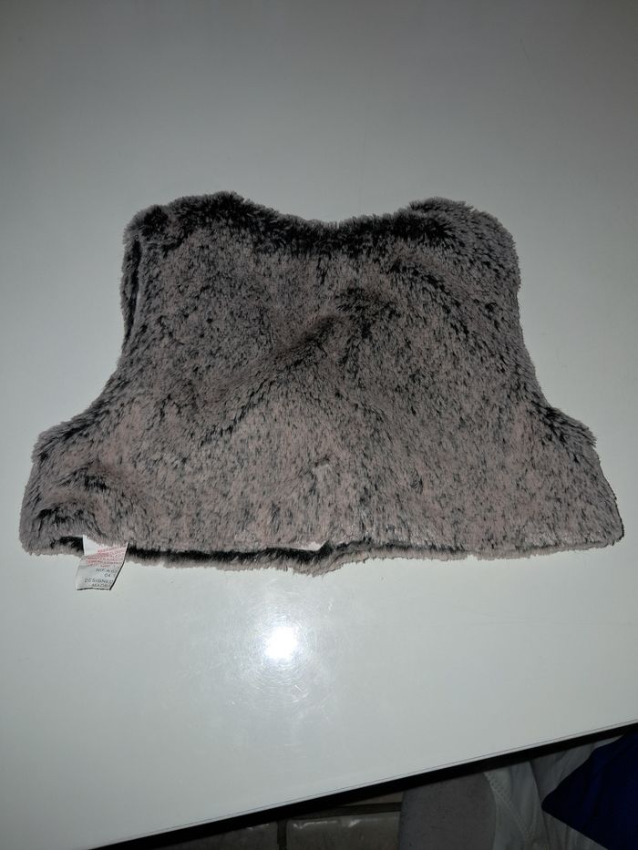 Petit gilet pour bébé - photo numéro 2