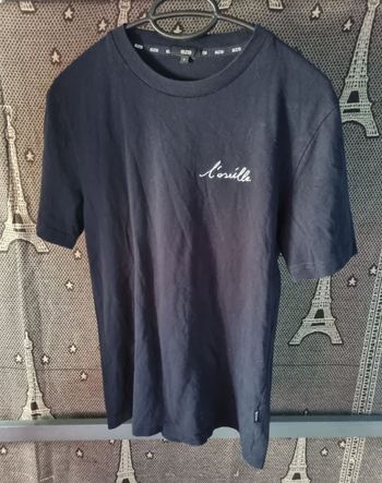 T-shirt marine avec écriture taille S