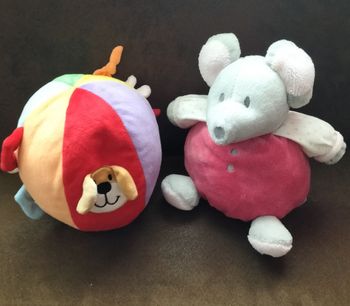 Balle et doudou souris