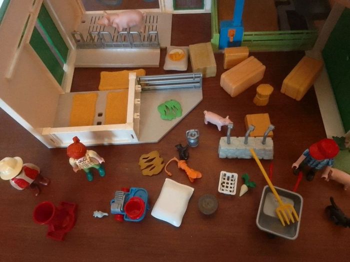 Ferme playmobil avec animaux, personnages et accessoires - photo numéro 2
