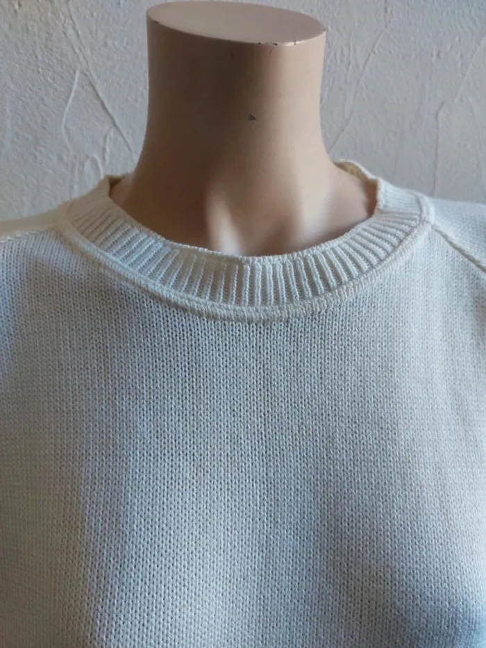 Pull écru en maille - photo numéro 4