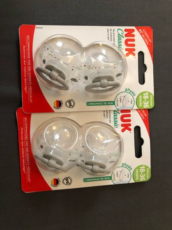 Lot de 2 sucettes NUK