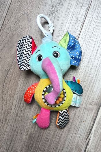 Peluche d'éveil vibrante Baby Nat