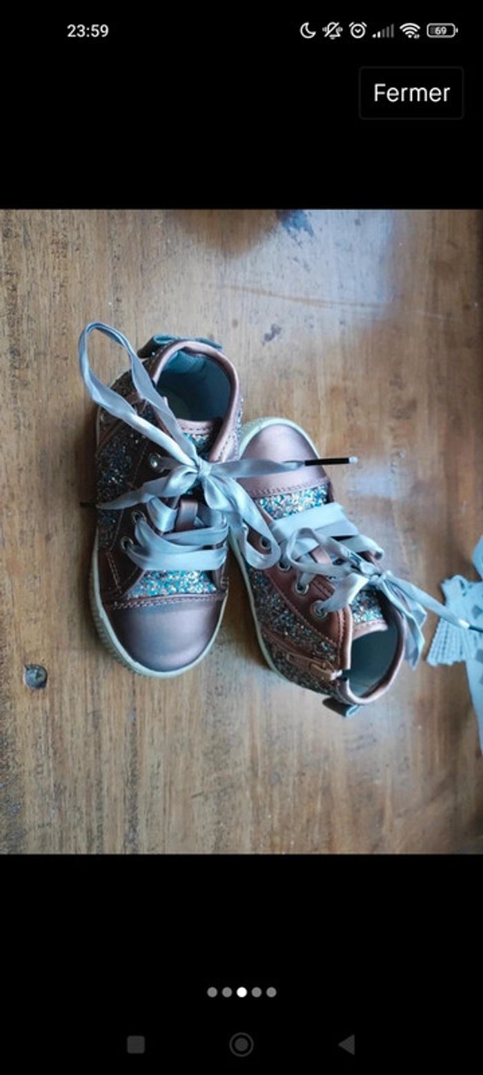 Tres belle paire de chaussures a - photo numéro 3