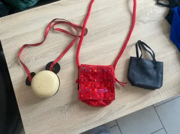 lot de 3 petits sacs à main rouge et noir enfant mikey