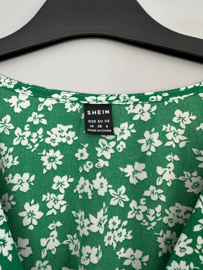 Petite robe verte à fleurs Shein taille M - photo numéro 3