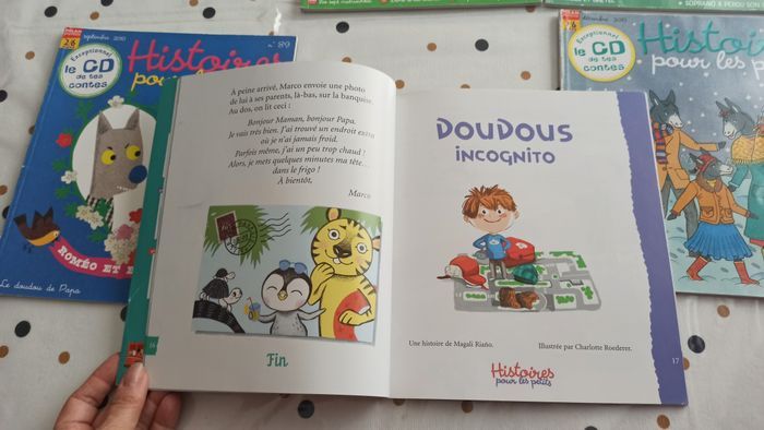 Lot livres Histoires pour les petits 2010 - photo numéro 4