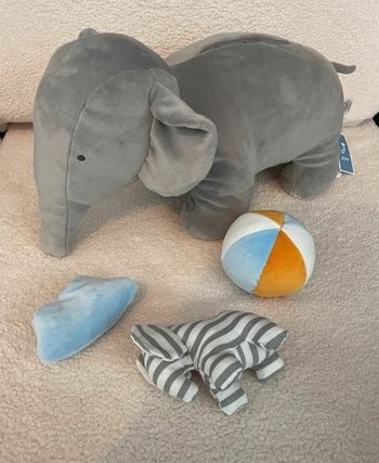 Peluche d'activités en velours éléphant - neuve