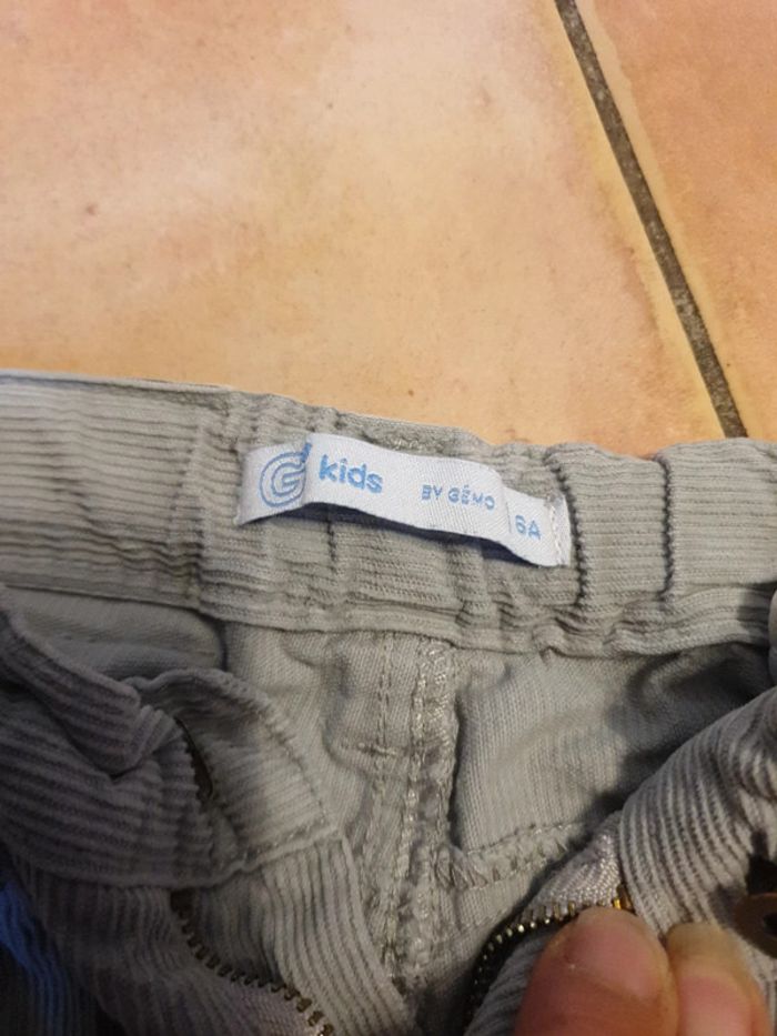 Pantalon velours 6 ans - photo numéro 2