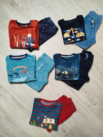 Lot de 5 pyjamas