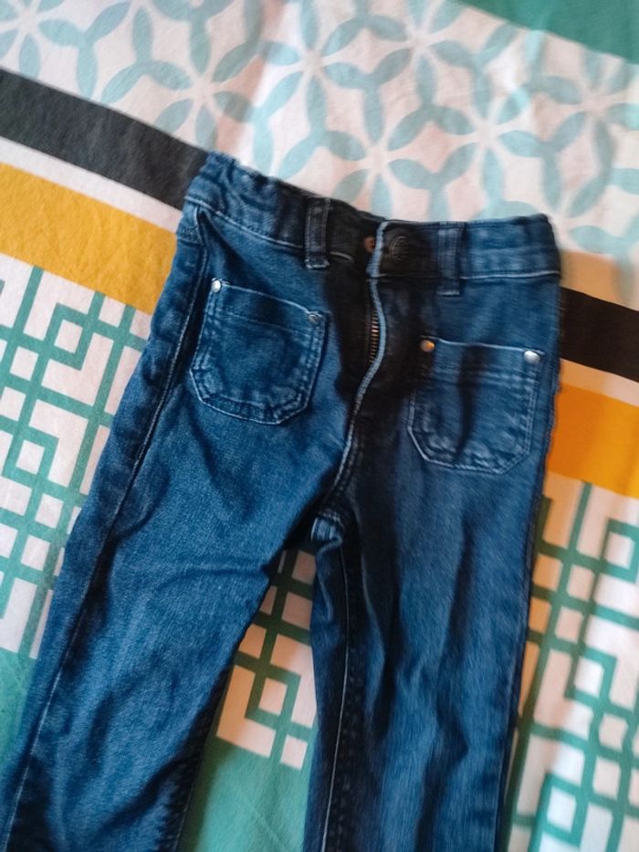 Jean bleu foncé taille 3 ans - photo numéro 3