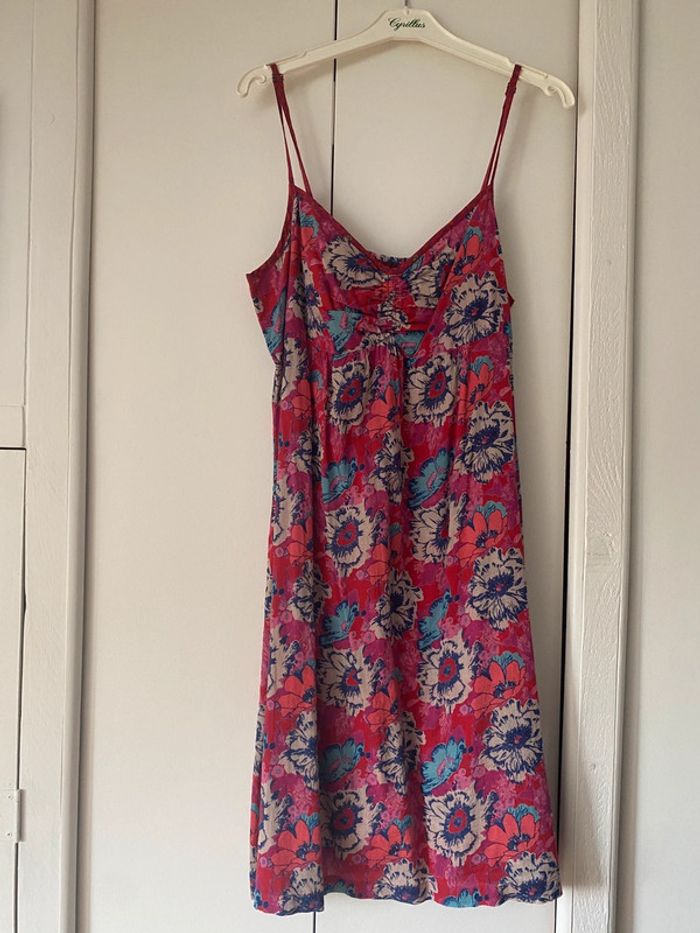 Robe la fiancée du Mékong fleurie