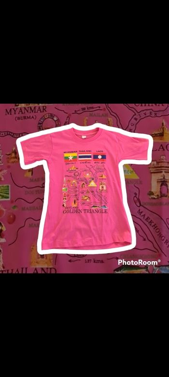 Tee shirt M correspond à un 8 ans