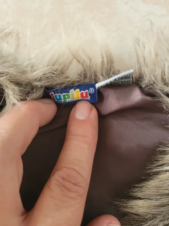 Joli veste sans manche 2/4 ans - photo numéro 3
