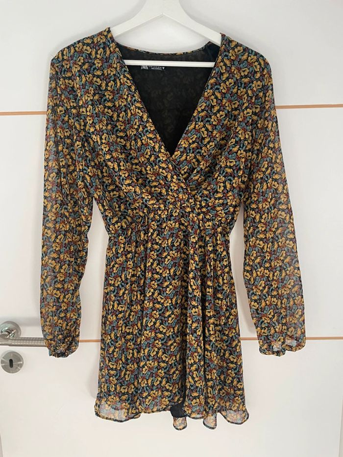 Robe fleurie moutarde XS Zara - photo numéro 2