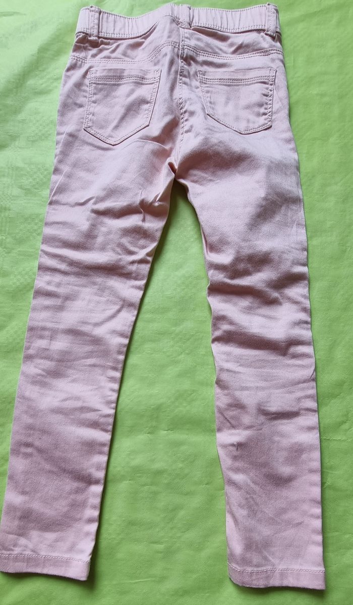 Pantalon rose 5 ans - photo numéro 2
