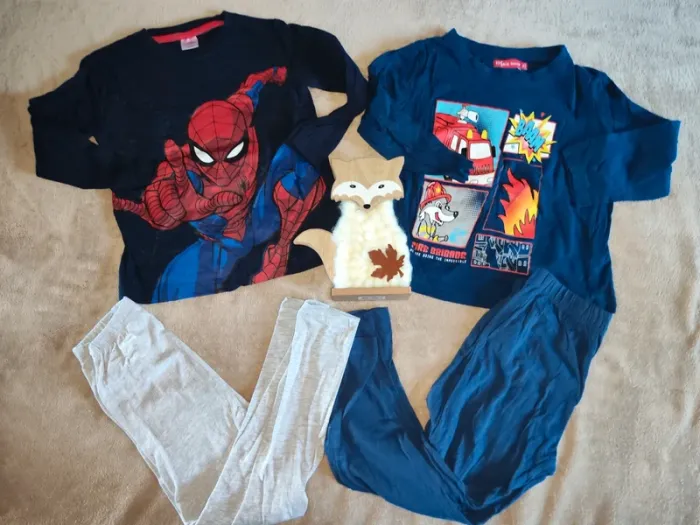Lot de 2 pyjamas 5 ans