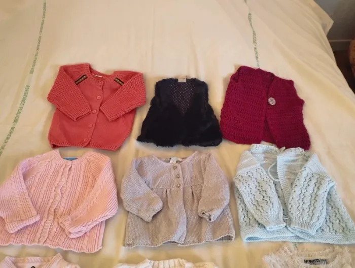 Lot gilet 6 mois fille - photo numéro 5