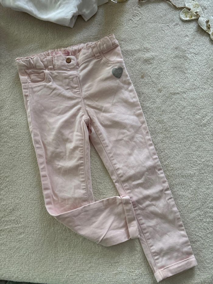 Jeans rose 4 ans