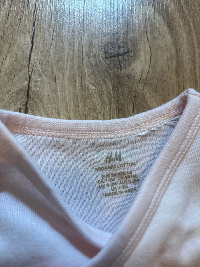 Lot 3 bodies H&M 3 mois - photo numéro 9