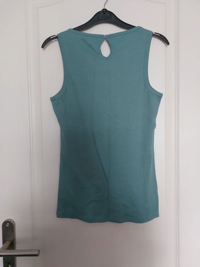 Débardeur vert d'eau avec motif fleurs - photo numéro 2