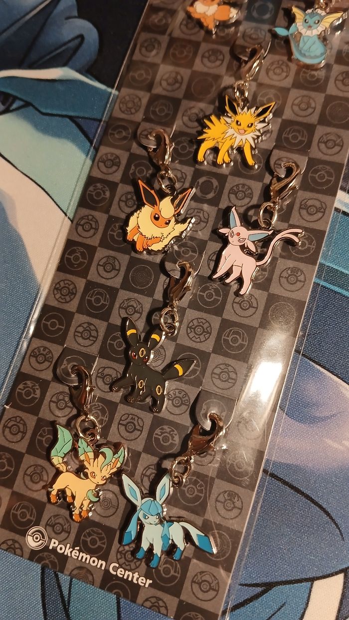 Porte-clés Evoli et Evolitions - Pokémon Center - photo numéro 4