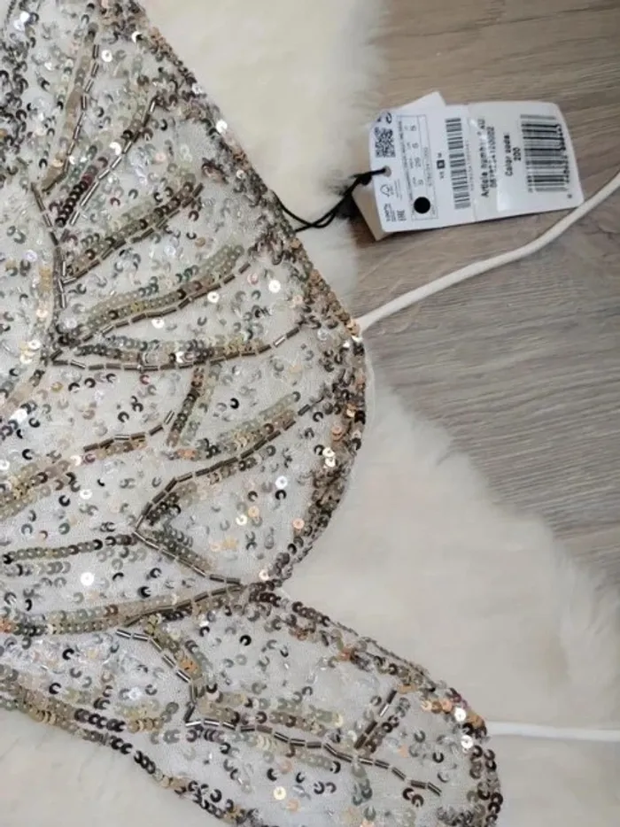 Crop top papillon à sequins taille M - photo numéro 6