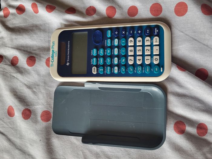 Calculatrice - photo numéro 2