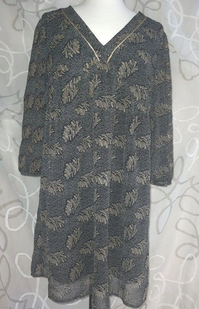 Superbe robe femme 40/42 - photo numéro 2