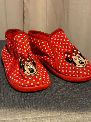 Chaussons Minnie taille 25