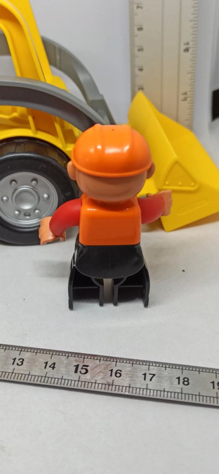 Véhicule pelleteuse avec plot lego duplo - photo numéro 14