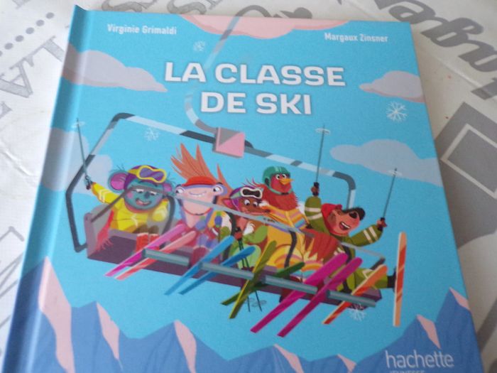 Livre  macdo  La classe de ski esprit sportif Virginie Grimaldi