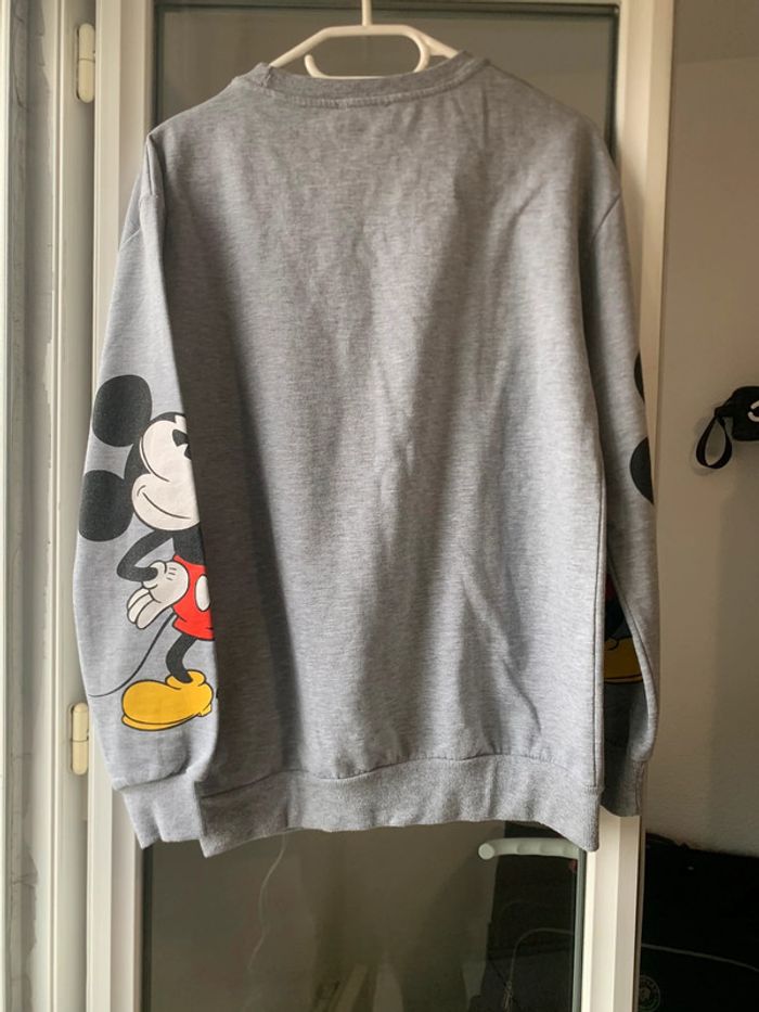 Pull Mickey Mouse gris - photo numéro 3