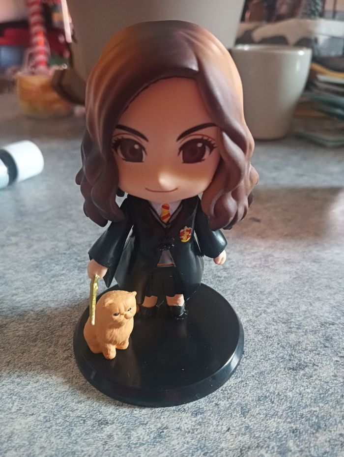 Figurine de Hermione Granger neuve dans Harry Potter