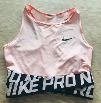 Top Nike